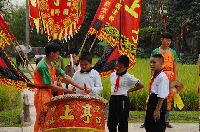 学习击鼓