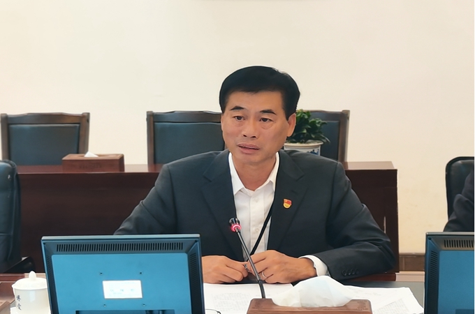 党支部书记林华煊组织开展第一议题学习
